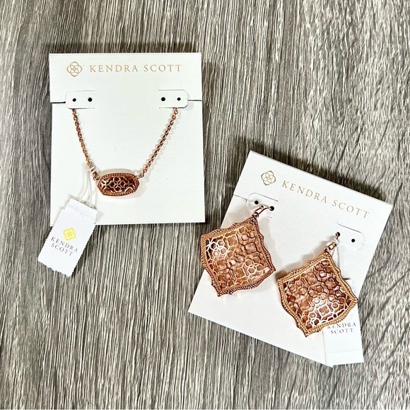 Kendra Scott Elisa Rose Gold Filigree Pendant Necklace NWT - Picture 8 of 9